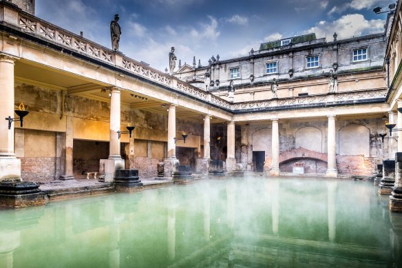Bath stands out with its impressively preserved Roman bathhouses.