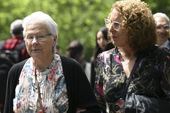 Robyn Hill and daughter Debbie Hill arrive at court.