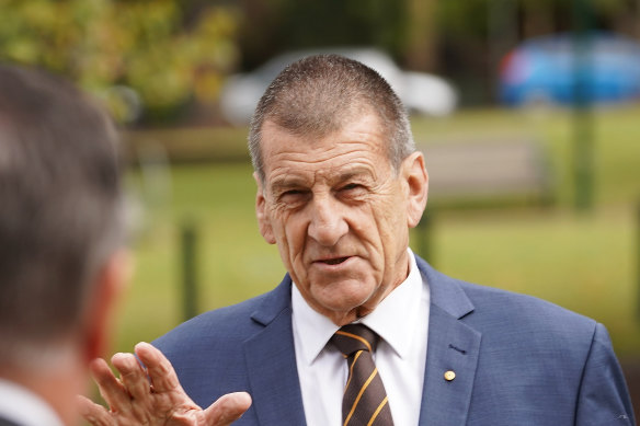 Hawthorn president Jeff Kennett says the Hawks want to play games in Tasmania even without crowds.