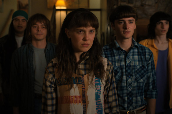 Eduardo Franco, Charlie Heaton, Millie Bobby Brown, Noah Schnapp and Finn Wolfhard in Stranger Things.