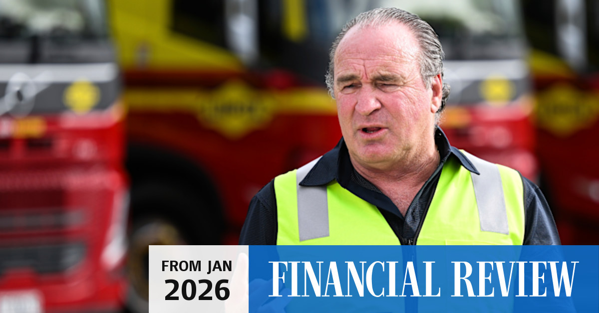 Linfox executive chairman Peter Fox temporarily steps down