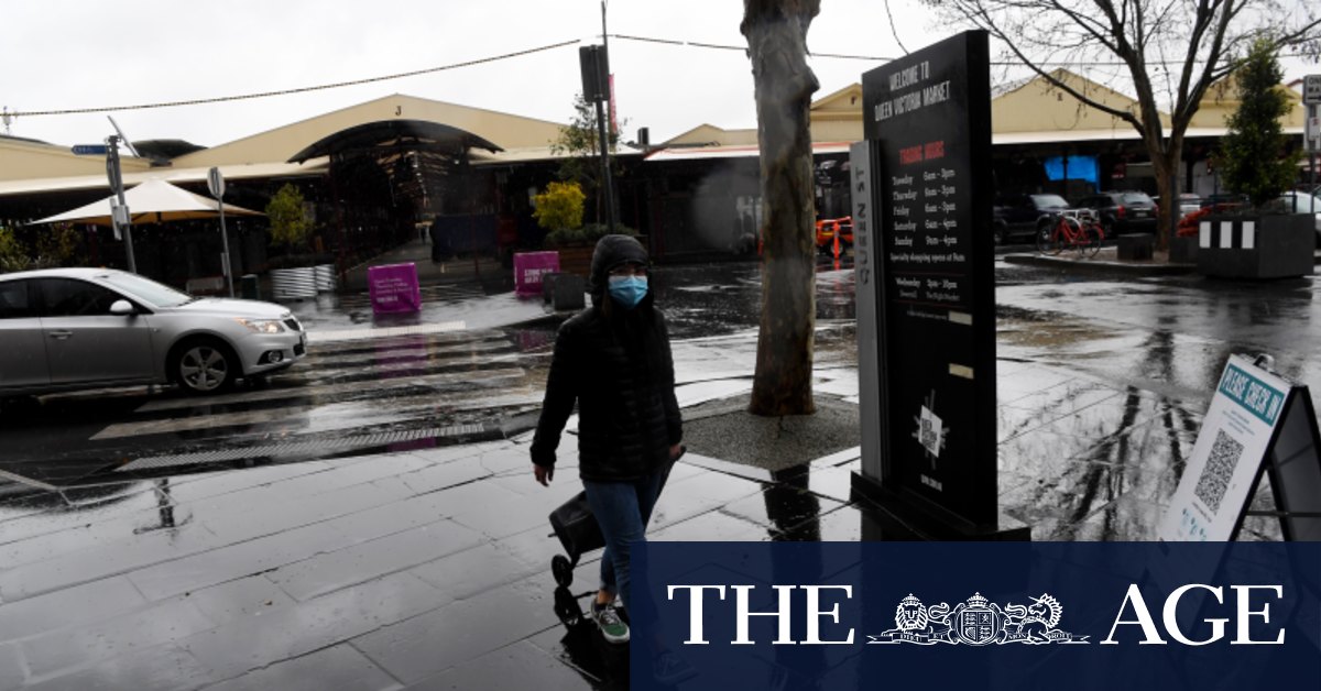 Wild winds, heavy rain lash Melbourne as snow flurries possible for Dandenongs - The Age