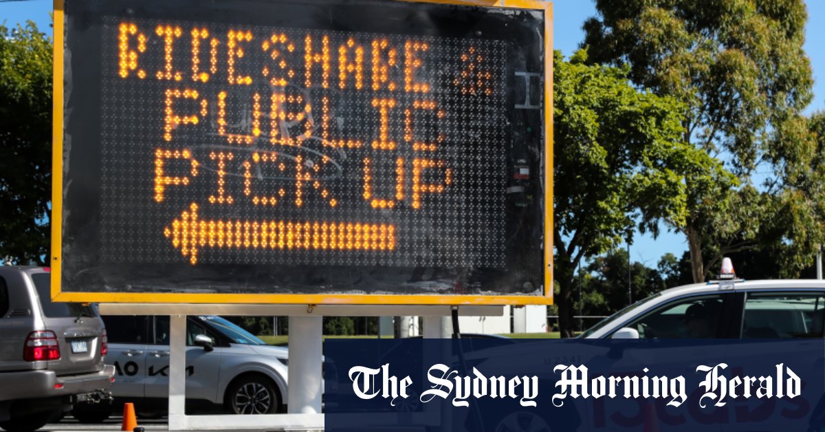 Australian Open fans battle to get home with Uber and public transport - Vimarsana News