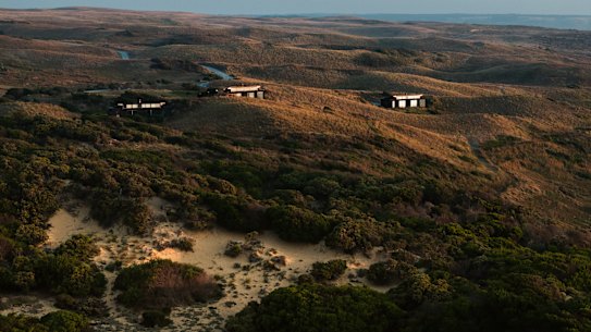 The opulent Kittawa Lodge on Tasmania’s King Island is reached by a one-hour flight from Melbourne.