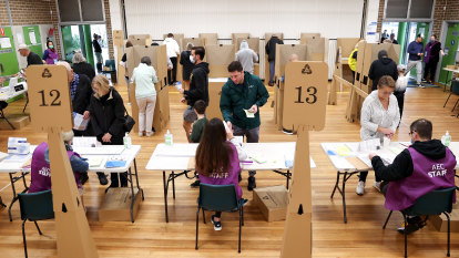 Federal election 2022 LIVE updates: Voters head to the polls as battle between Scott Morrison and Anthony Albanese set to go down to the wire