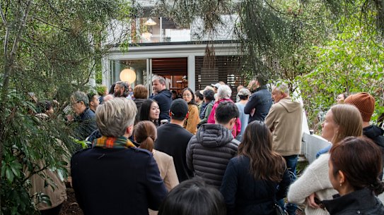 A huge crowd gathered to watch the tiny Chatswood block go under the hammer.