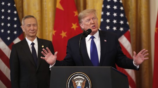 US President Donald Trump and Chinese Vice Premier Liu He signed a "phase one" trade deal at the White House on Wednesday local time. 