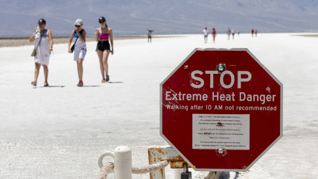 Tourist gets third-degree burns walking on blazing hot sand dunes in Death Valley, rangers say