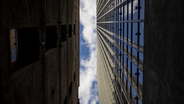 Looking up at the sky from Bridge Lane.