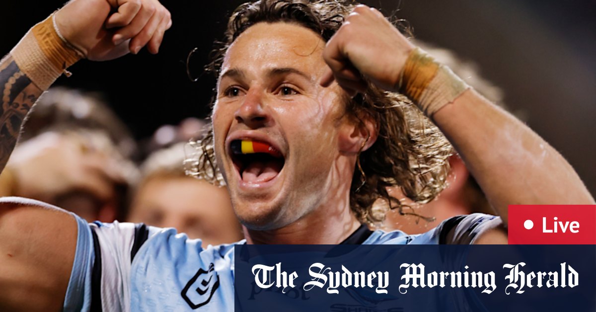 Melbourne vs Cronulla NRL Preliminary final LIVE: Coaches stick with 17 as Sharks and Storm go head-to-head for a spot in the grand final