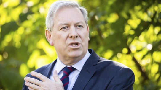 Shadow treasurer David Davis said a Coalition government would legislate a cap on Victoria’s ability to borrow money. 
