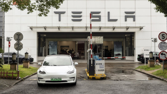 The shareholders who launched the lawsuit want Musk to be ordered to return the value of the deal to Tesla.