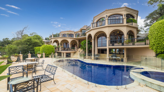 La Joie de Vivre was never bought by Kevin Costner, but it did star on The Bachelor reality TV show in 2013.