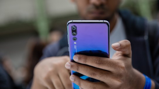 Huawei overtakes Apple as second biggest phone seller in last quarter