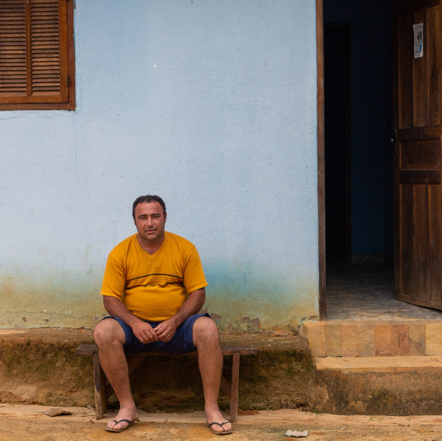 Livaldo "Ico" Marcelino, from Paracatu de Baixo, has suffered palpitations and swelling in his legs since losing his pastures and his community in the Samarco disaster. He says doctors can't work out what's wrong with him. 