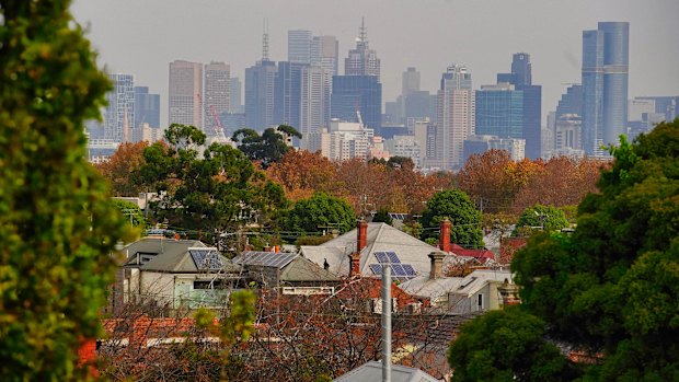 City views from High Street in Northcote.