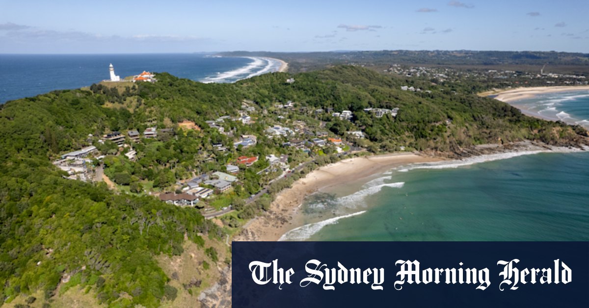 The coastal towns with the most homes listed on Airbnb