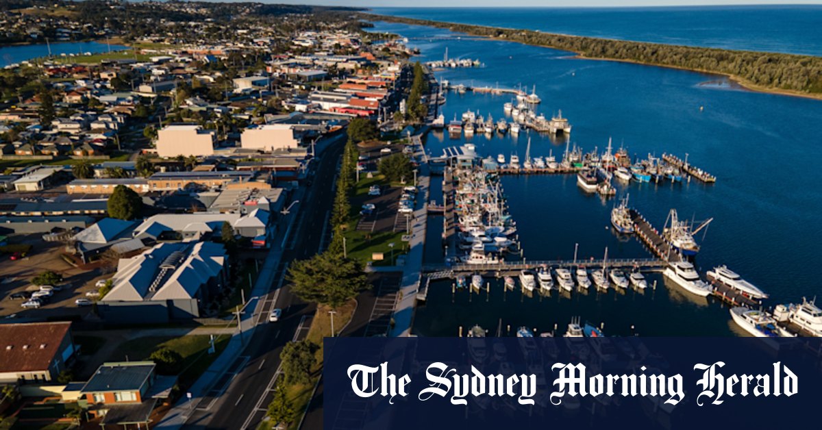 Ten Victorian towns to lose piped gas as operator says network is too expensive