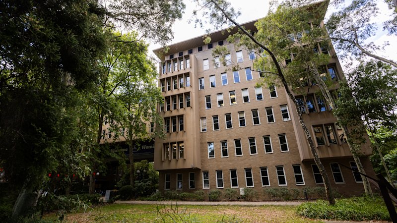 Academics and heritage authority at odds over university building by NGV architect