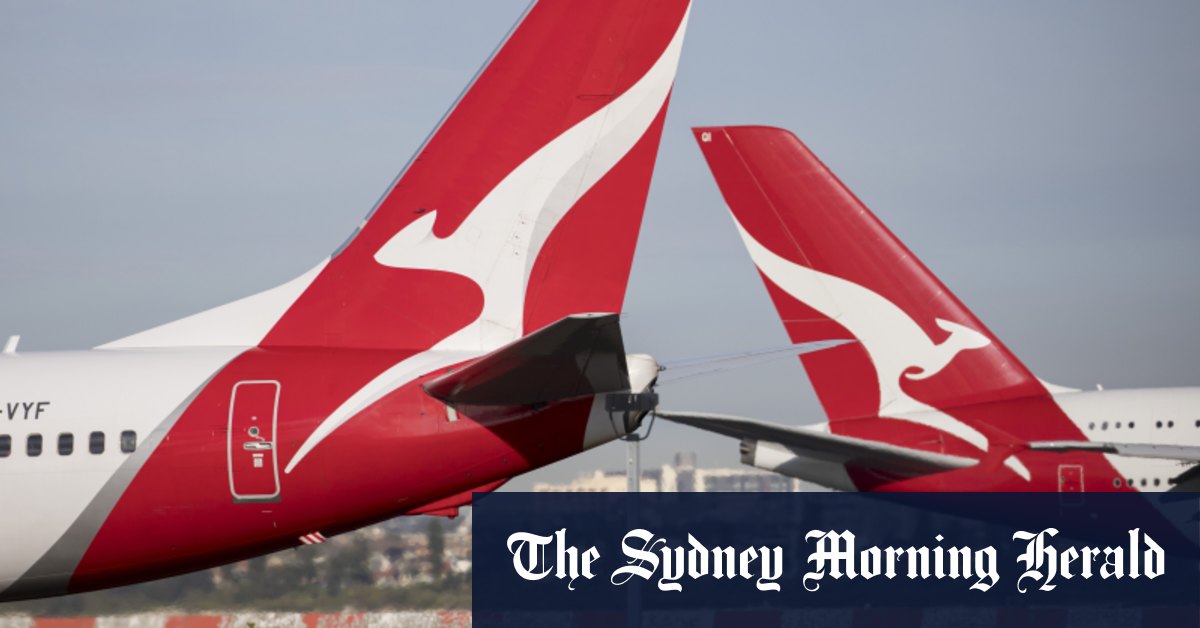 b Qantas super fund to merge with Australian Retirement Trust