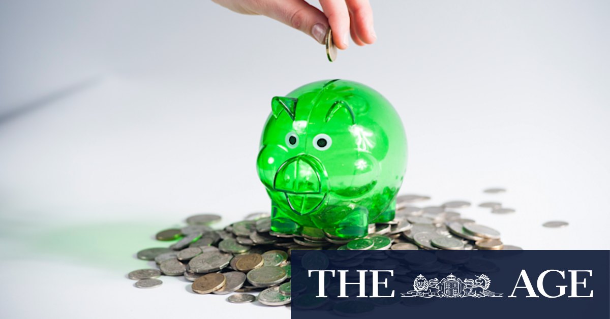 Australia inflation: Household bank deposits drop $7.7b, in first decline in two years - Vimarsana News