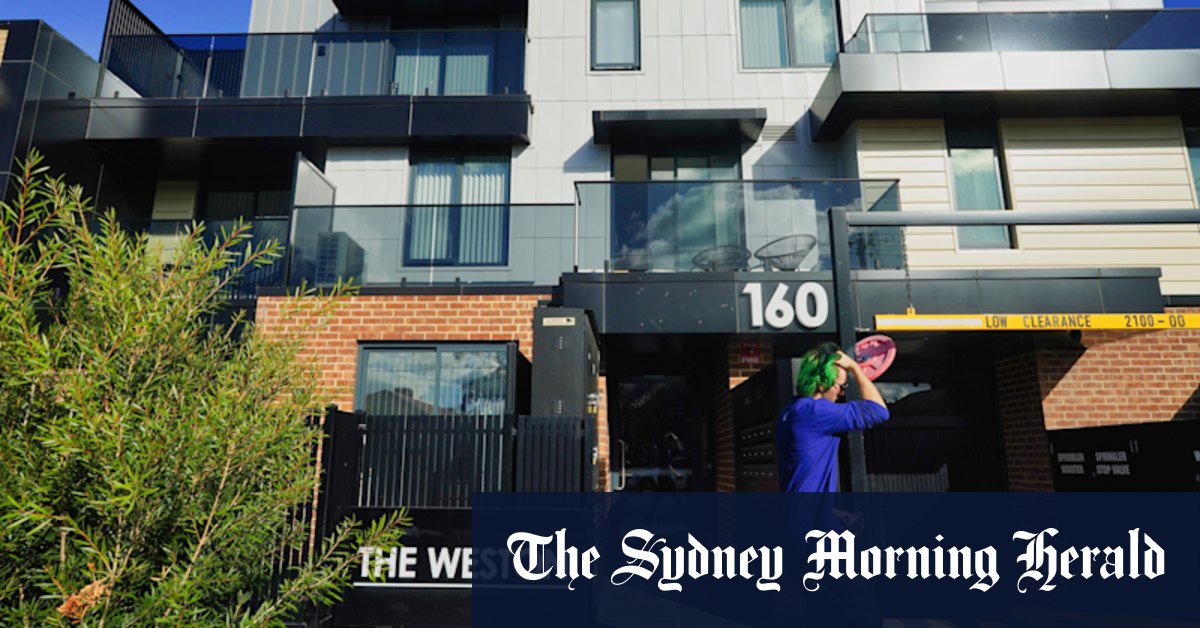 Brunswick East residents object to ‘neon supermarket white’ apartment signage