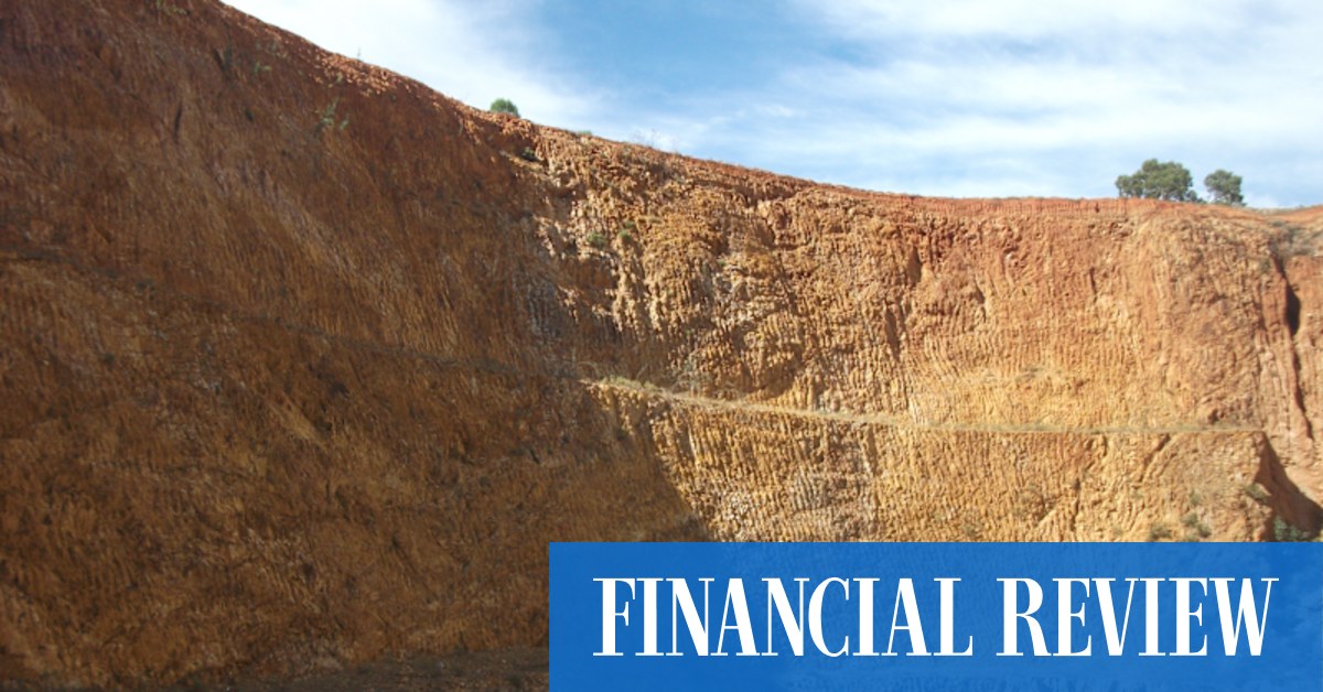 afr.com - Sarah Thompson, Kanika Sood, Angira Bharadwaj - Listed player Manuka hunts cash after restarting gold mine