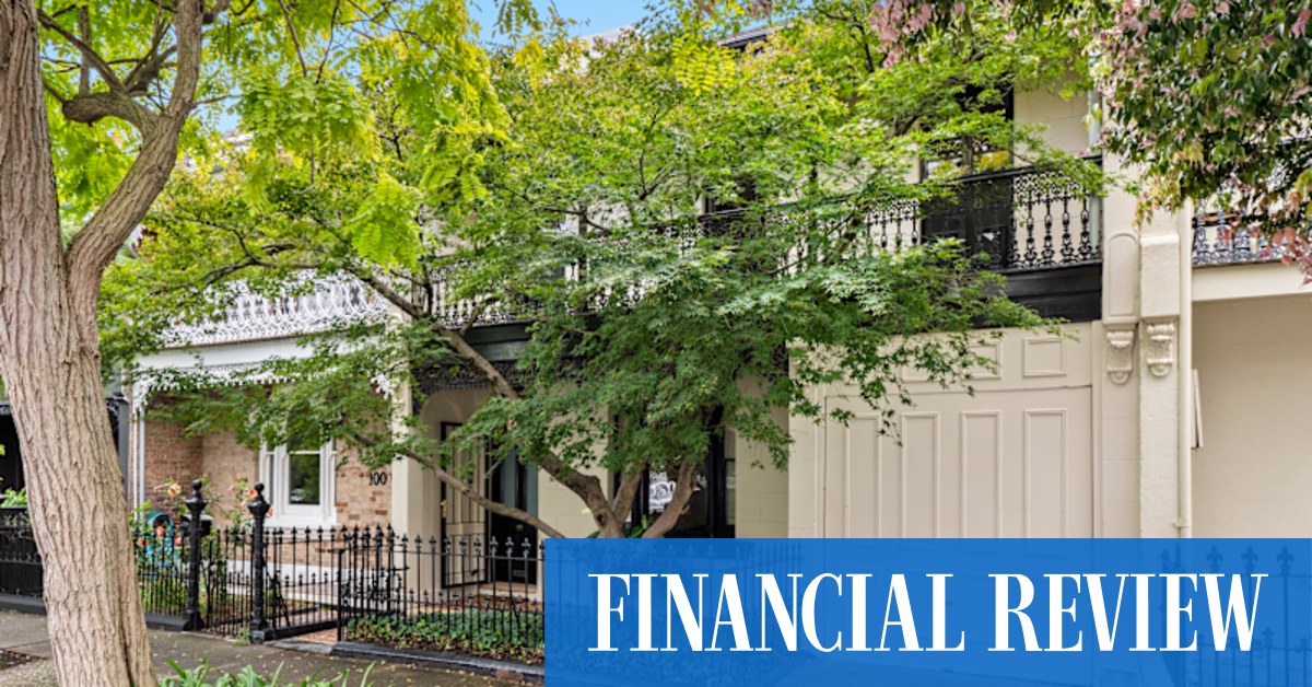 Sydney house prices: Sydney house beats reserve by $1.5 m despite a dip in clearance rate - Vimarsana News