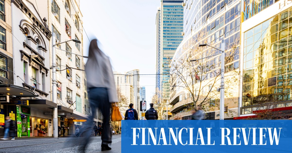 Economic confidence hits 13-year low as immigration concerns escalate