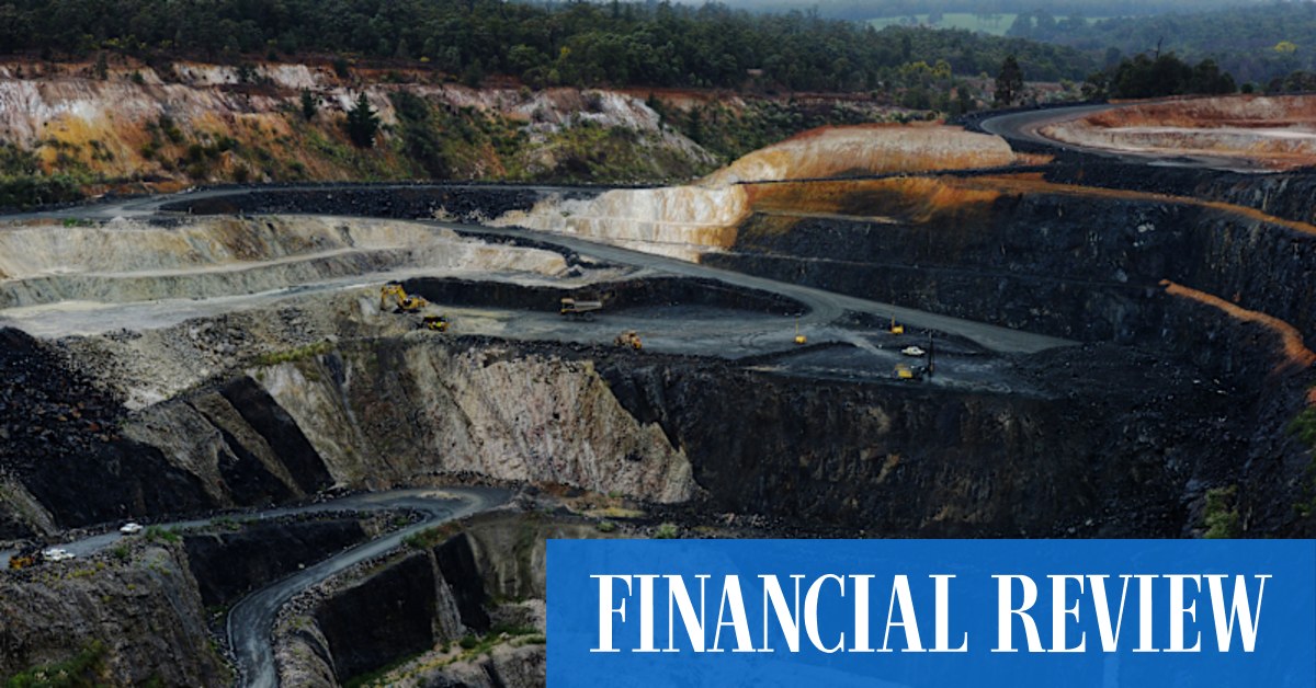 Chinese miners in $2.5b payday from Australian lithium holdings - Vimarsana News