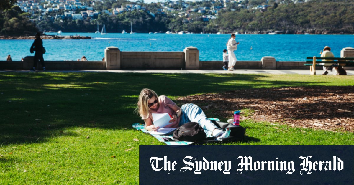 Spring weather arrives early in Sydney