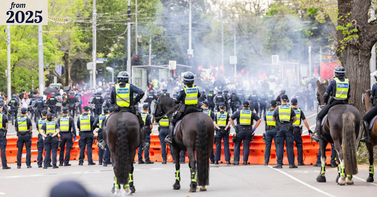 Melbourne protests: Police hunt eight protesters after rock, bottle ...