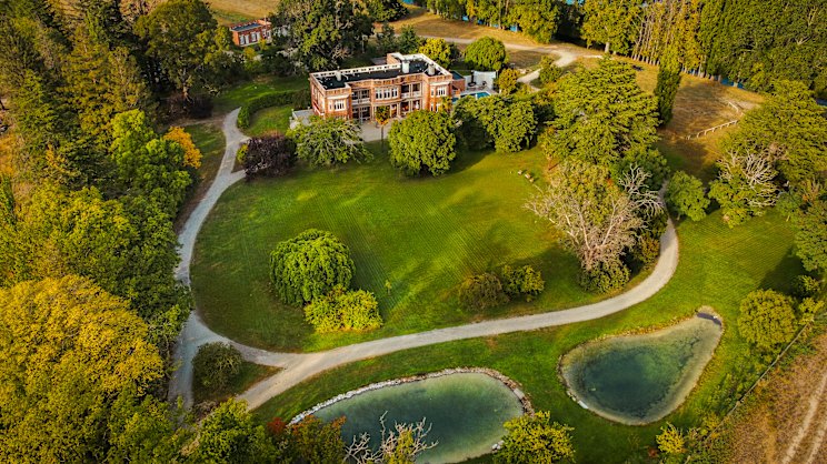 smh.com.au - Julietta Jameson - You can now stay in a 107-year-old Kiwi 'castle'