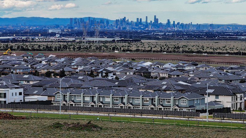 Urban sprawl wins again: Why Labor’s plan to infill middle Melbourne is falling short