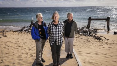 Jenny Warfe, of the Port Phillip Conservation Council, Mechelle Cheers, chair of Rye Community Group Alliance, and marine conservationist Judy Muir are among Mornington Peninsula environmentalists worried about the planned artificial reef at Point Nepean.
