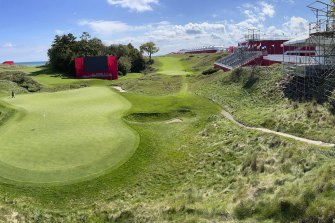 The 18th hole at Wisconsinâs Whistling Straits.