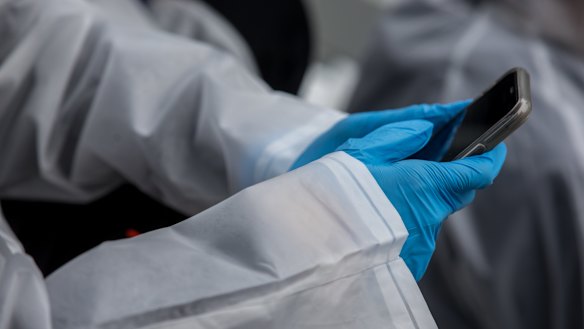 The humble smartphone is being pegged as a key to tracing Covid-19 transmissions. 