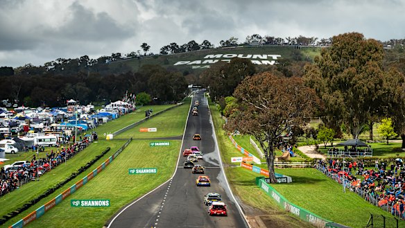 Carnage struck the Bathurst 1000 early.