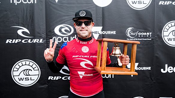 Rip Curl sponsors the likes of Mick Fanning. 