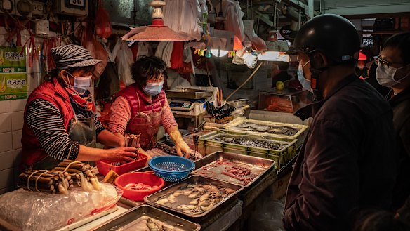 A wet market in Macau, China. Live animals, including wildlife, are often sold in such markets.