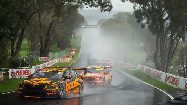 Conditions could blow the Bathurst 1000 wide open.