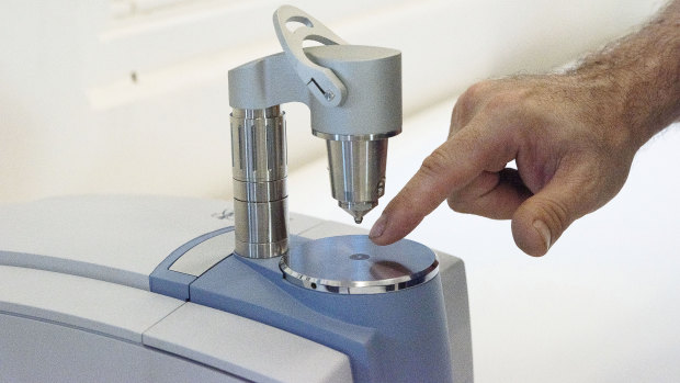 A pill testing machine, which gives chemists a breakdown of the products in that pill.