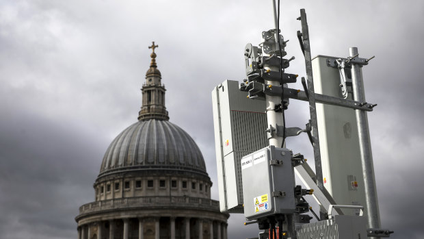 An array of 5G masts installed on a rooftop overlooking St. Paul's Cathedral by EE the wireless network provider, owned by BT Group Plc, during trials in the City of London. 