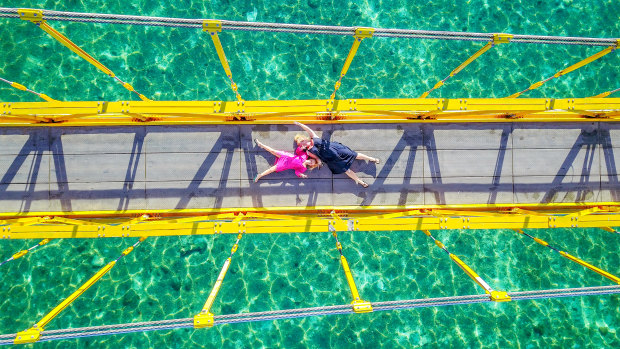 Evie and Emmie’s travels took them to many fascinating places, including the famous Yellow Bridge in Nusa Lembongan.