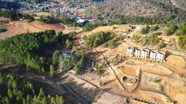An aerial of the site and property which was originally just an office building was turned into a four-bedroom property, sitting among 37 hectares of bushland.