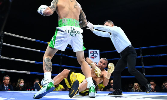 Michael Zerafa knocks out Anthony Mundine. Why was he even allowed to get back into the ring?