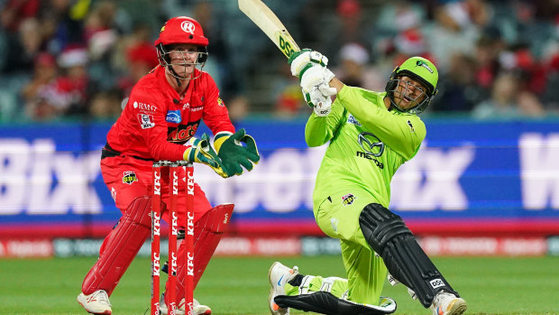 Usman Khwaja on the way to making 50 in the Sydney Thunder's BBL clash against the Melbourne Renegades.