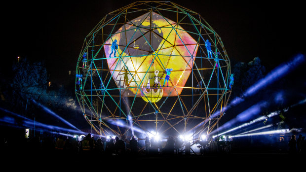 Globe, at Birrarung Marr