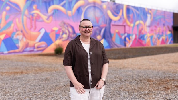 Melton resident Pauline Turner says long commutes rob residents of a connection to community.