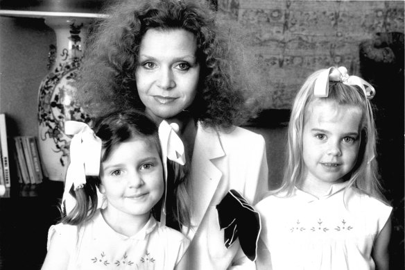 Carla Zampatti with her daughters Bianca and Allegra Spender.